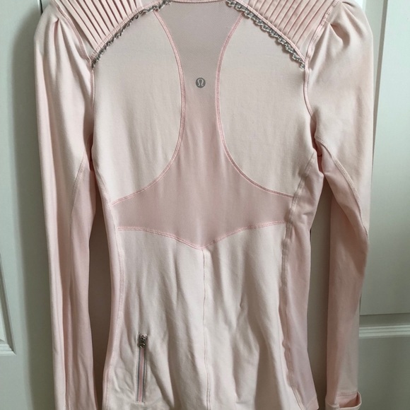 Lulu quarter zip - Picture 2 of 2